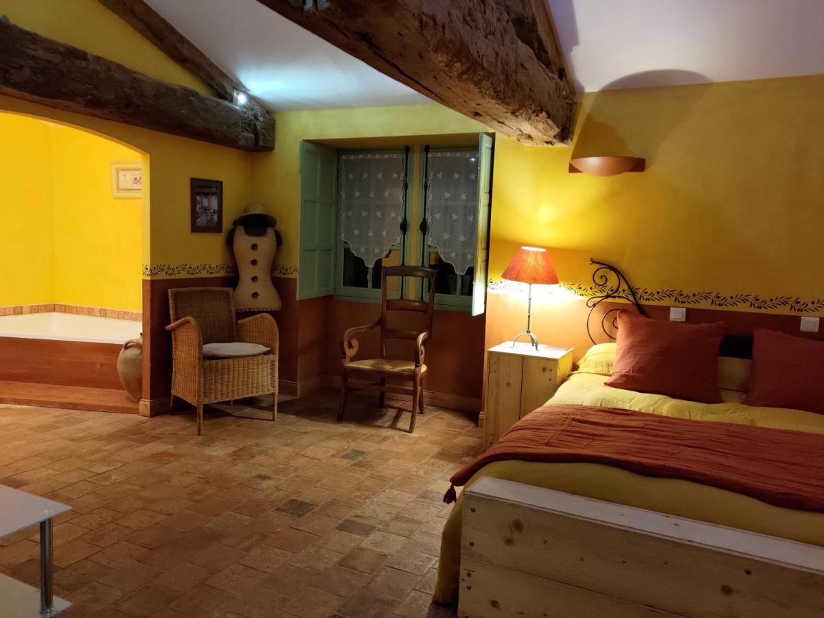 Le Manoir De Gatines Bed & Breakfast Tigné Exterior foto